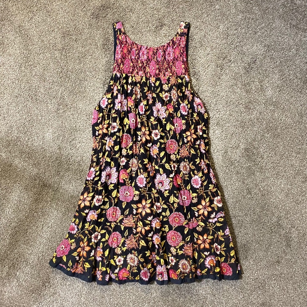 Offers are Welcomed! Free People dress- floral, flowy dress size xs. - Picture 5 of 10